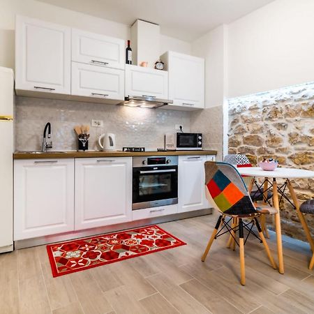 Studio Apartman Mirela Kastel Stafilic Kaštela Kültér fotó