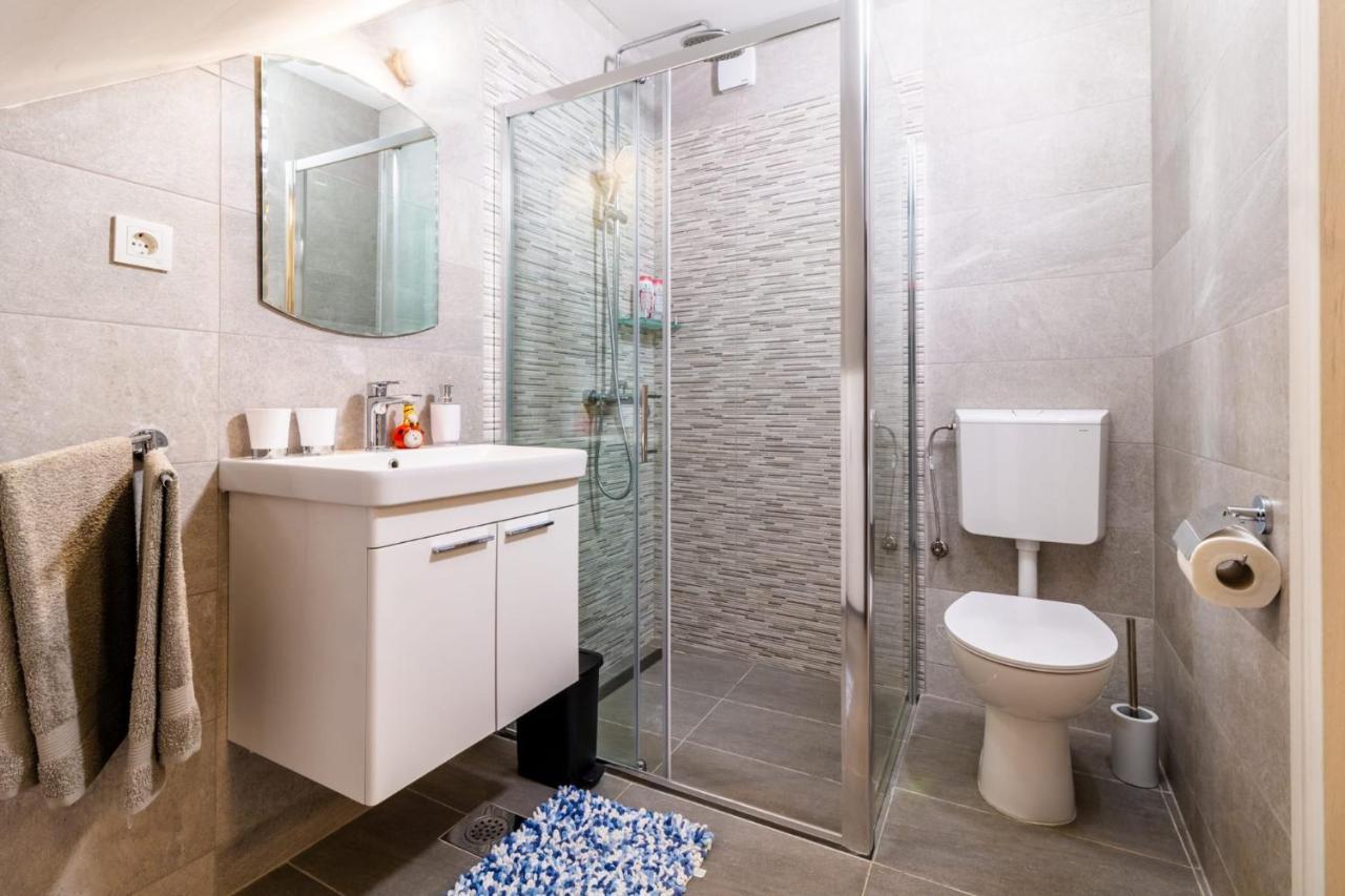 Studio Apartman Mirela Kastel Stafilic Kaštela Kültér fotó