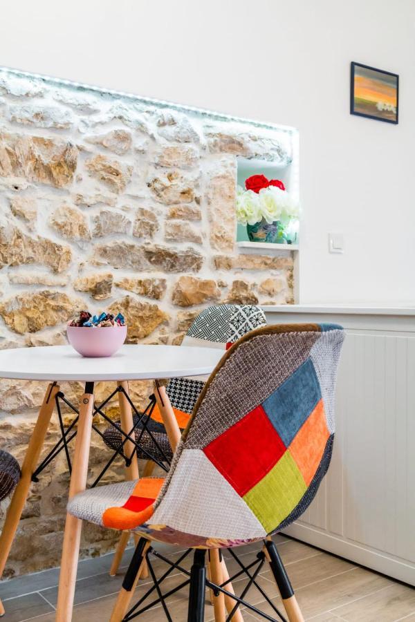 Studio Apartman Mirela Kastel Stafilic Kaštela Kültér fotó